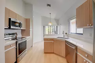 10201 Lexington Lakes Blvd N, Boynton Beach, FL 33436 - Photo 10