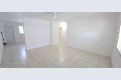 255 SW 12th Street #2, Dania Beach, FL 33004 - Photo 6