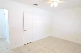 255 SW 12th St, Dania Beach, FL 33004 - Photo 18