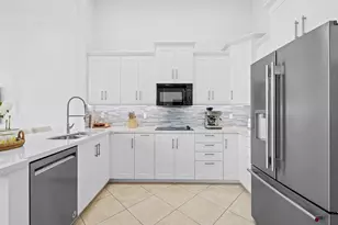 10920 Hawks Vista St, Plantation, FL 33324 - Photo 12