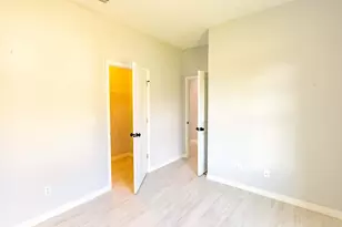 1125 11th Ct SW, Vero Beach, FL 32962 - Photo 8