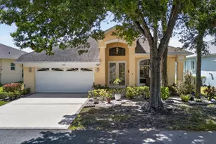 562 NW Lambrusco Dr, Port Saint Lucie, FL 34986 - Photo 2