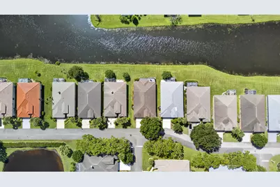 562 NW Lambrusco Drive, Port Saint Lucie, FL 34986 - Photo 42