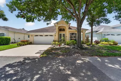 562 NW Lambrusco Drive, Port Saint Lucie, FL 34986 - Photo 4