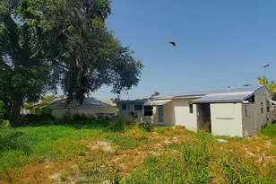 161 SW 6th Ct SW, Vero Beach, FL 32962 - Photo 1
