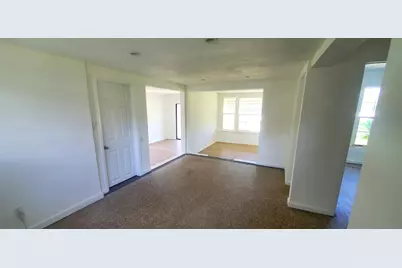 161 SW 6th Court SW, Vero Beach, FL 32962 - Photo 8