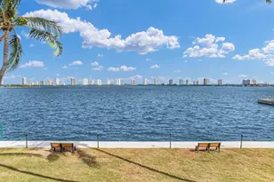 1030 Lake Shore Dr, West Palm Beach, FL 33403 - Photo 18