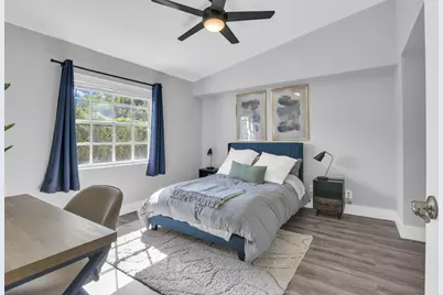 1030 Lake Shore Drive, West Palm Beach, FL 33403 - Photo 10