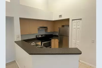 4041 San Marino Boulevard #303, West Palm Beach, FL 33409 - Photo 4