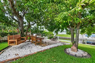 7951 W Lake Dr, Lake Clarke Shores, FL 33406 - Photo 6