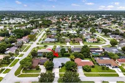 1739 Brae Burn Place, Wellington, FL 33414 - Photo 32