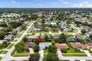 1739 Braeburn Pl, Wellington, FL 33414 - Photo 32