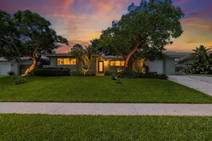 1002 SW 1st St, Boca Raton, FL 33486 - Photo 1