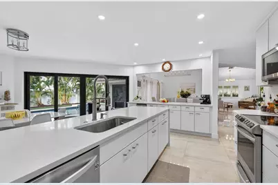 349 Seneca Lane, Boca Raton, FL 33487 - Photo 6