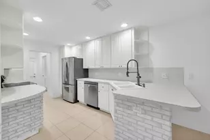 2889 E Community Dr, Jupiter, FL 33458 - Photo 12
