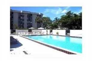 2771 Riverside Dr, Coral Springs, FL 33065 - Photo 20