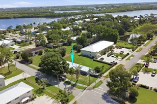 623 SW 35th St, Palm City, FL 34990 - Photo 20
