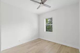 1127 Florida Ave, West Palm Beach, FL 33401 - Photo 12