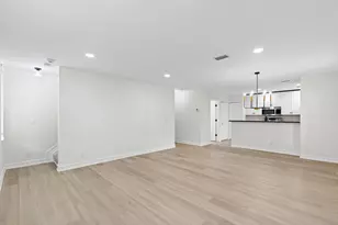 1127 Florida Ave, West Palm Beach, FL 33401 - Photo 2