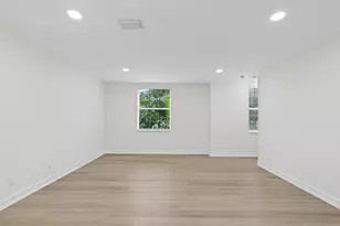 1127 Florida Ave, West Palm Beach, FL 33401 - Photo 8
