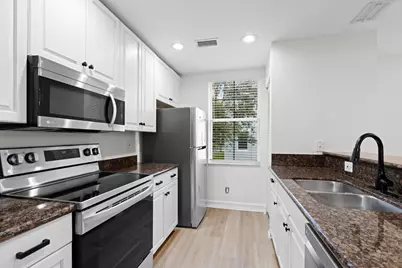 1127 Florida Avenue, West Palm Beach, FL 33401 - Photo 2