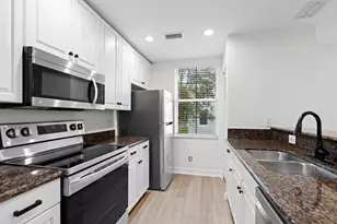 1127 Florida Ave, West Palm Beach, FL 33401 - Photo 2