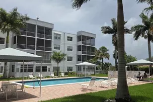 2998 Sunrise Lakes Dr E, Sunrise, FL 33322 - Photo 22