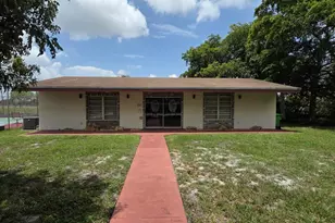 2998 Sunrise Lakes Dr E, Sunrise, FL 33322 - Photo 26