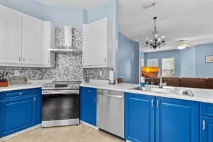 10518 SW Westlawn Blvd, Port Saint Lucie, FL 34987 - Photo 4
