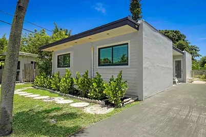 354 Manchester Street, Boca Raton, FL 33487 - Photo 1