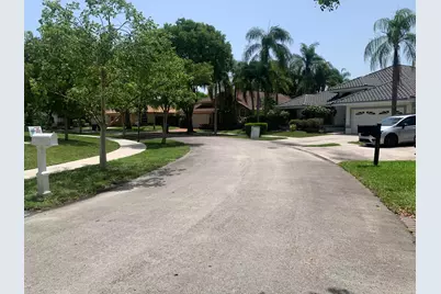 11585 N Quayside Drive, Cooper City, FL 33026 - Photo 8