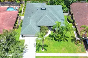 1814 Wisteria St, Wellington, FL 33414 - Photo 4