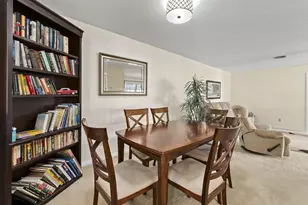 533 S Lakes End Dr, Fort Pierce, FL 34982 - Photo 6