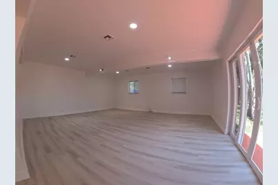 2300 Cleveland Street, Hollywood, FL 33020 - Photo 2