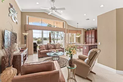 8335 Marsala Way, Boynton Beach, FL 33472 - Photo 10