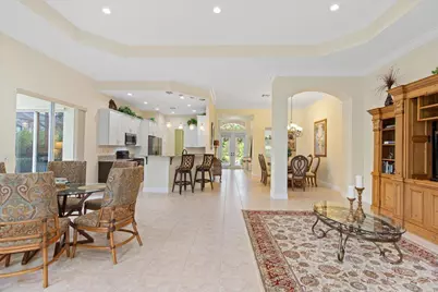 9301 Briarcliff Trace, Port Saint Lucie, FL 34986 - Photo 8