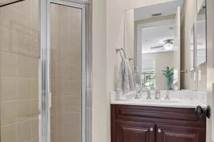 1054 E Heritage Club Cir, Delray Beach, FL 33483 - Photo 10