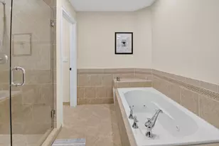 1054 E Heritage Club Cir, Delray Beach, FL 33483 - Photo 30
