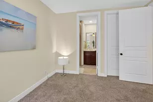 1054 E Heritage Club Cir, Delray Beach, FL 33483 - Photo 8