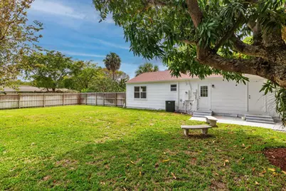6312 Garden Avenue, West Palm Beach, FL 33405 - Photo 1