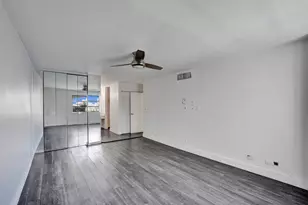 301 174th St, Sunny Isles Beach, FL 33160 - Photo 6