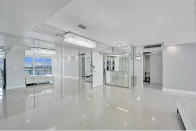 301 174th Street #1401, Sunny Isles Beach, FL 33160 - Photo 4