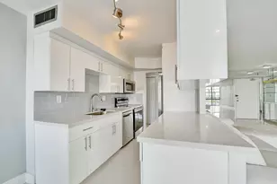 301 174th St, Sunny Isles Beach, FL 33160 - Photo 12