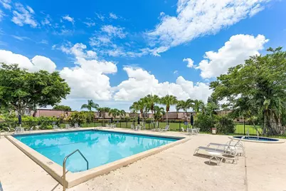 7633 Courtyard Run W, Boca Raton, FL 33433 - Photo 32