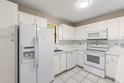 7633 Courtyard Run W, Boca Raton, FL 33433 - Photo 6