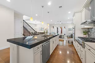 8023 Hobbes Wy, Palm Beach Gardens, FL 33418 - Photo 10