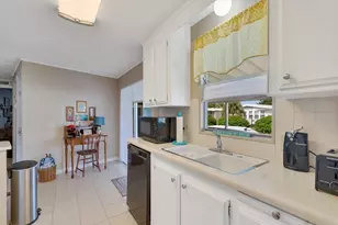 174 NE Emerald Dr, Jensen Beach, FL 34957 - Photo 12
