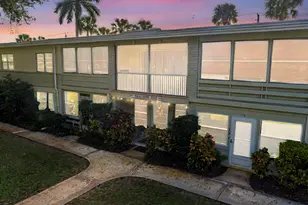 677 Royal Palm Blvd, Vero Beach, FL 32960 - Photo 1