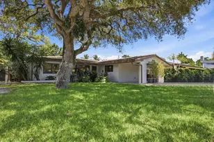 2001 N Victoria Park Rd, Fort Lauderdale, FL 33305 - Photo 1