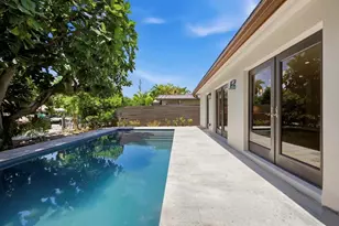 2001 N Victoria Park Rd, Fort Lauderdale, FL 33305 - Photo 24